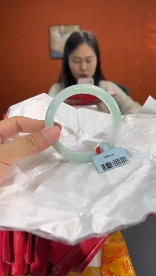 未镶嵌手镯翡翠11