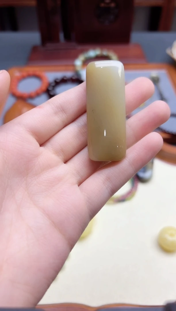 和田玉未镶嵌颈饰和田玉无事牌吊坠ZD编绳