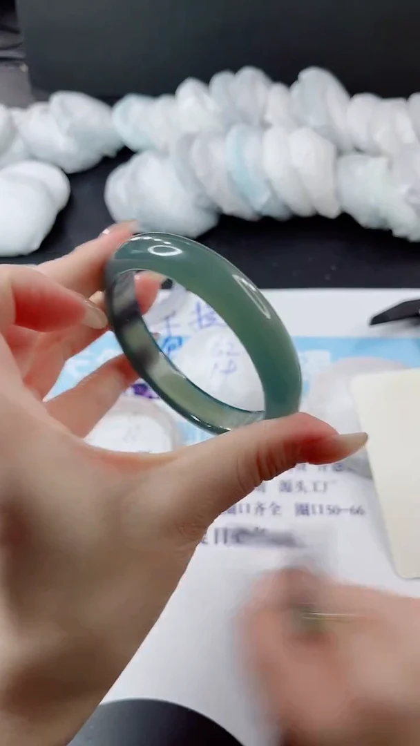 未镶嵌手镯石英质玉多样性发货L230