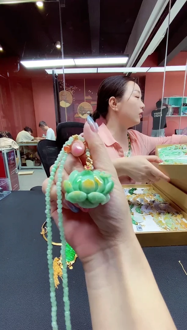 颈饰未镶嵌翡翠翡翠吊坠