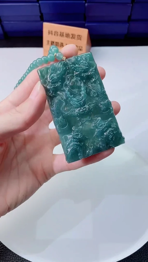 翡翠未镶嵌颈饰11111111