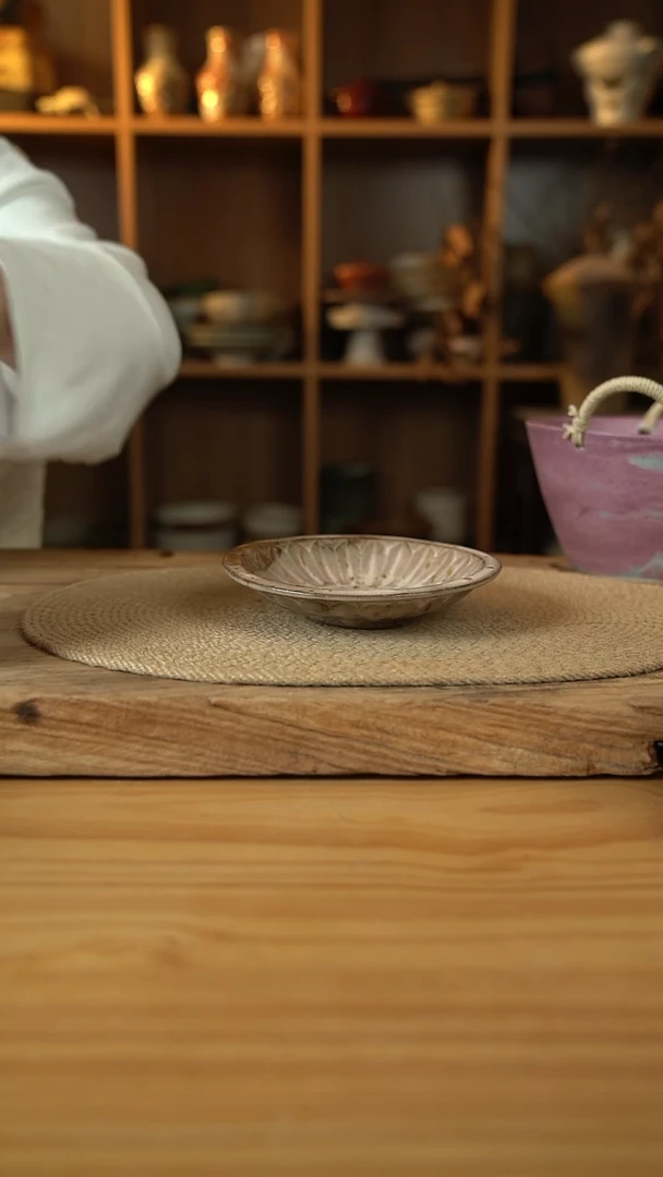 041福利新品系列的螺纹碟子1个