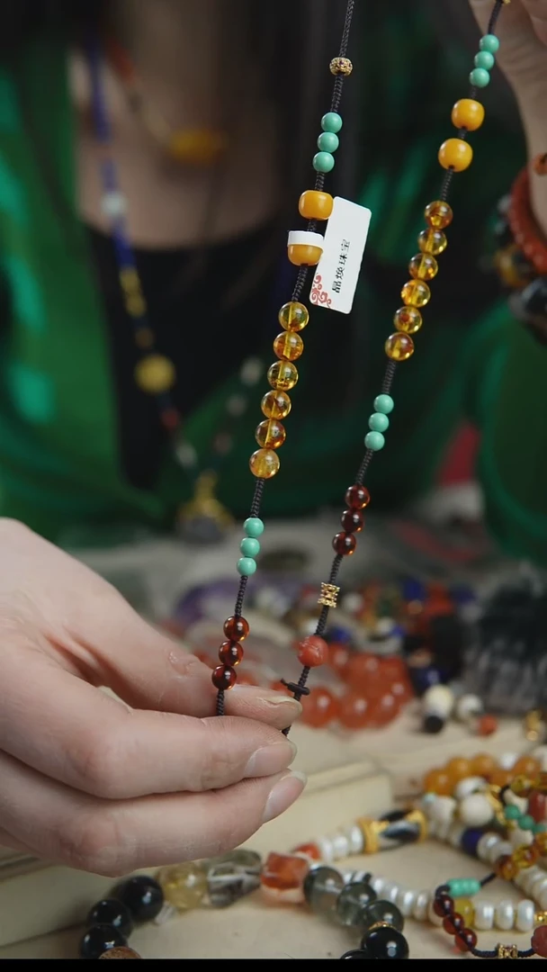 【闪购商品】琥珀颈饰未镶嵌琥珀项链