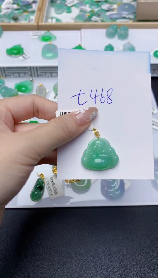 翡翠18K金镶嵌颈饰11111111