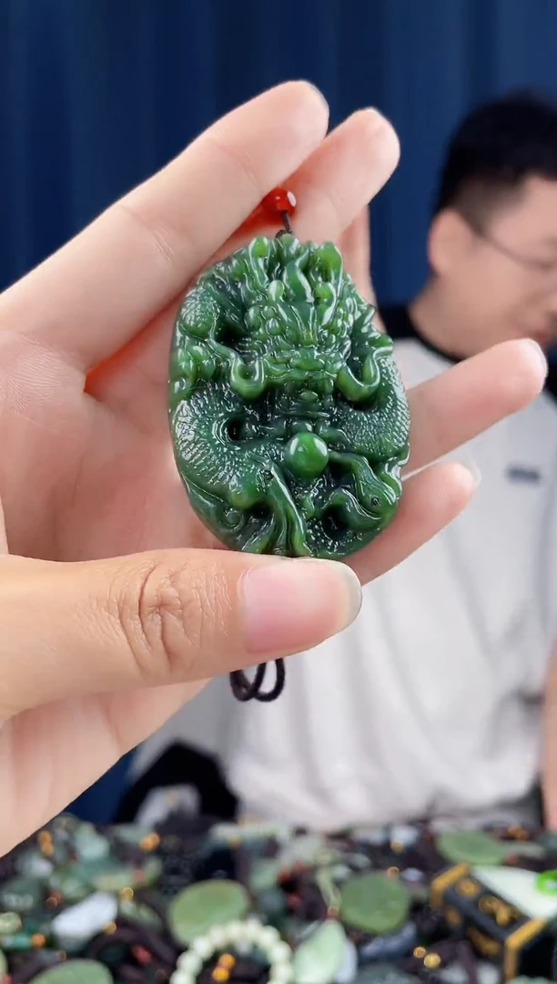 未镶嵌和田玉挂件拍一发一，多样性发货