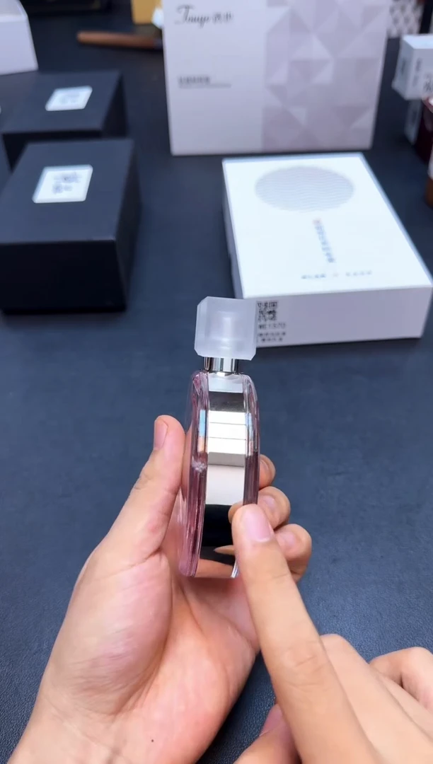 瓷片全新正品一件不留@@DD52