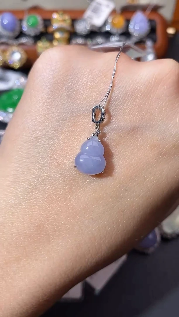 【闪购商品】翡翠颈饰18K金镶嵌吊坠