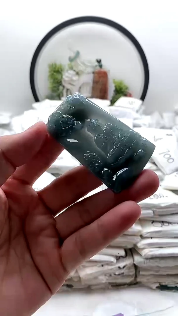 颈饰未镶嵌翡翠文殊