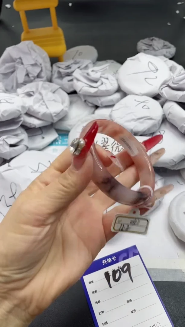 【闪购商品】石英质玉手镯未镶嵌109