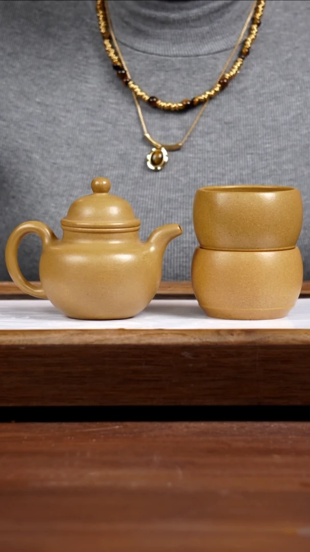 【闪购商品】紫砂茶壶黄金段掇球220CC