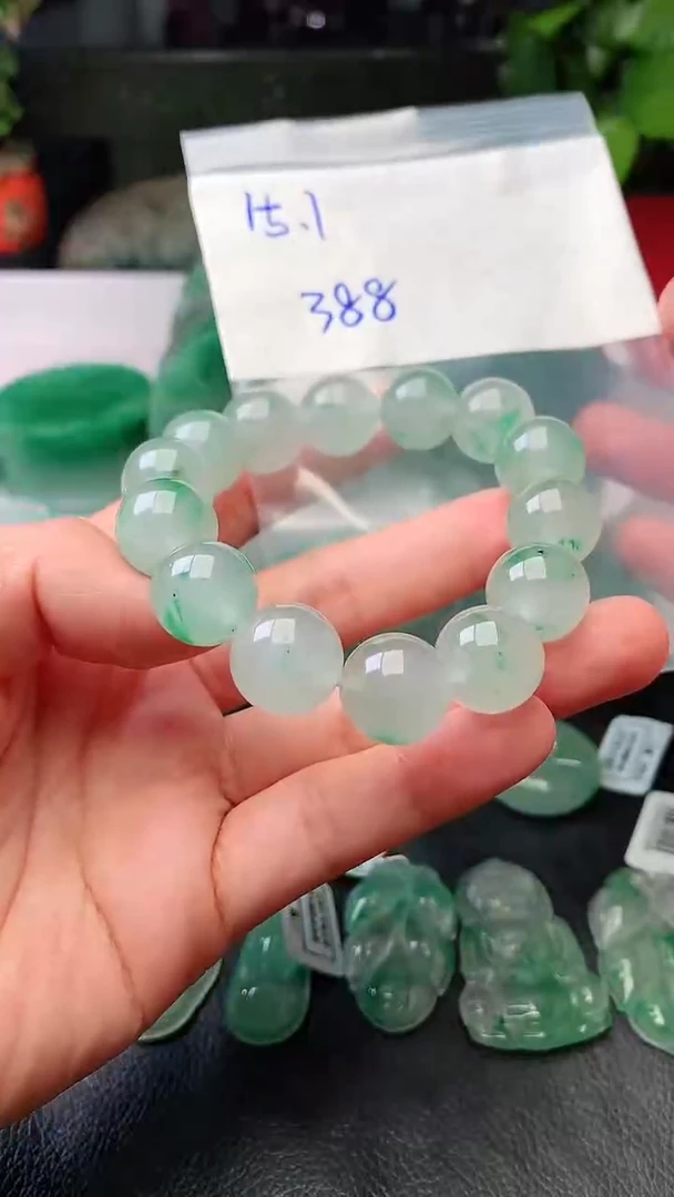 定制石英质玉（非洲翠）手串15.1mm