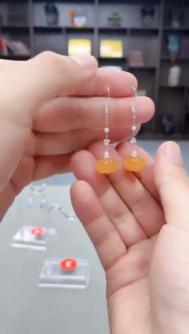 未镶嵌耳饰玛瑙/玉髓W06