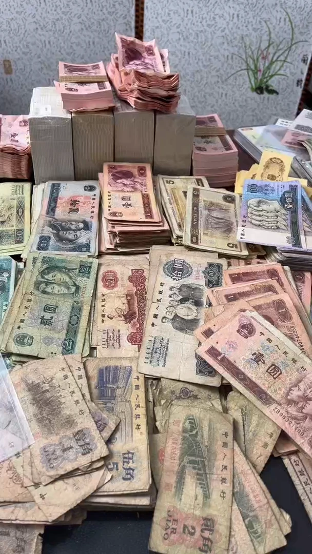 退市旧票随机发8002十张