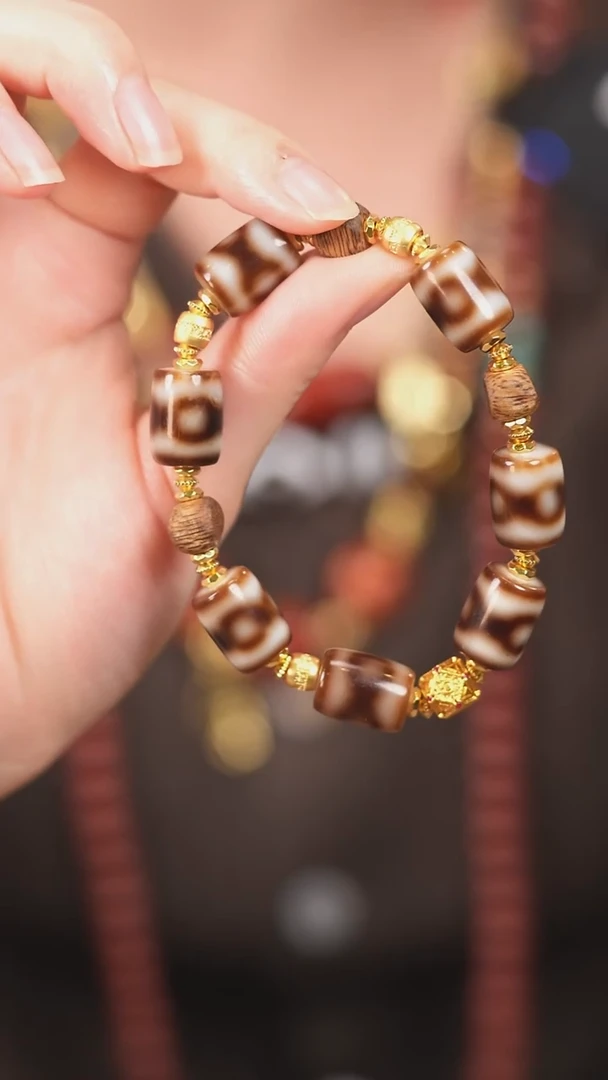 玛瑙/玉髓（覆膜）颈饰未镶嵌传世珠宝-多样性发其一