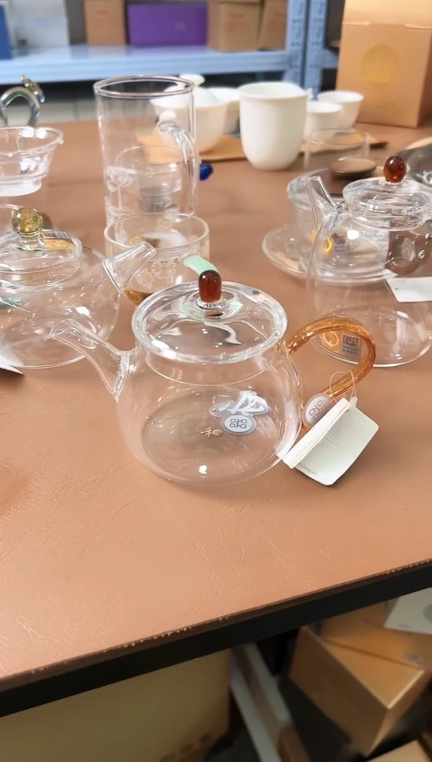 禾器青云壶琥珀色
