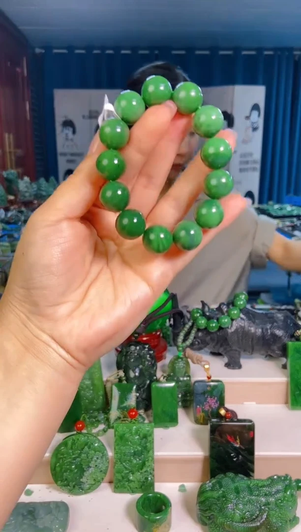 和田玉未镶嵌挂件1