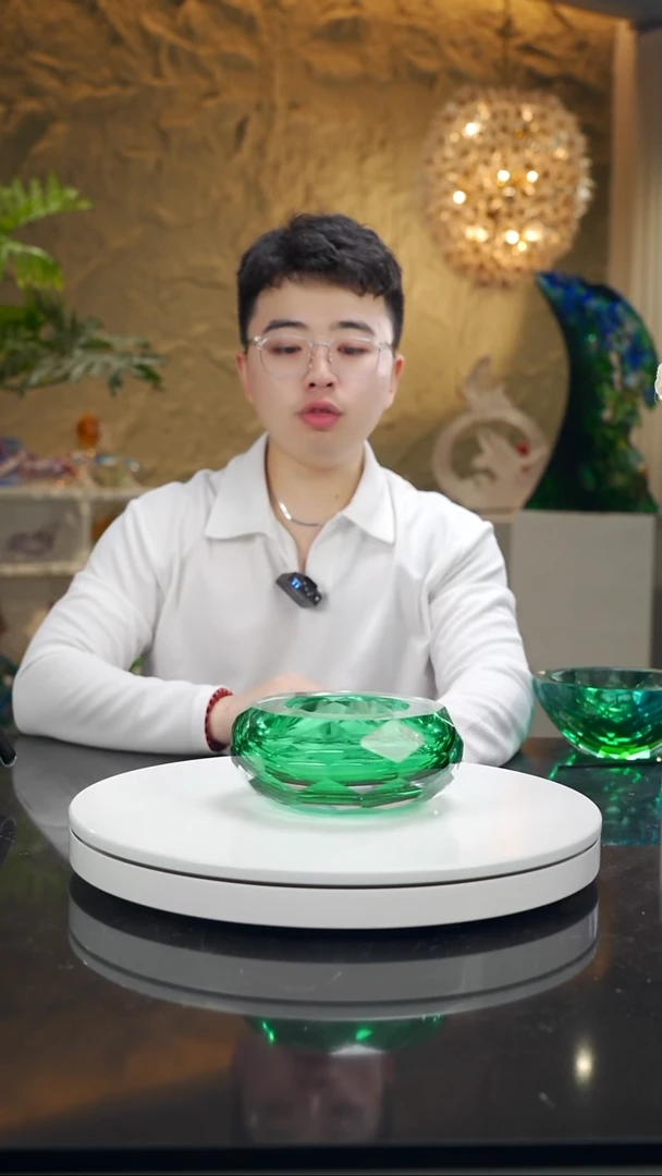 手工艺品琉璃湖水绿切面烟灰缸