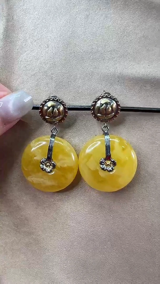 琥珀颈饰未镶嵌耳环