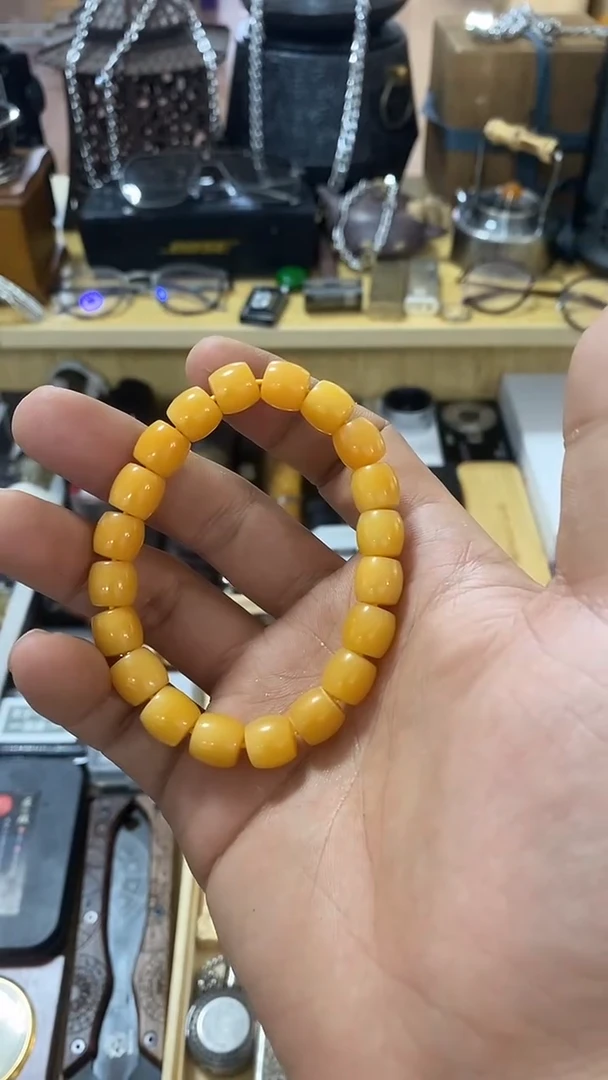 瓷片闪购商品  如图所示