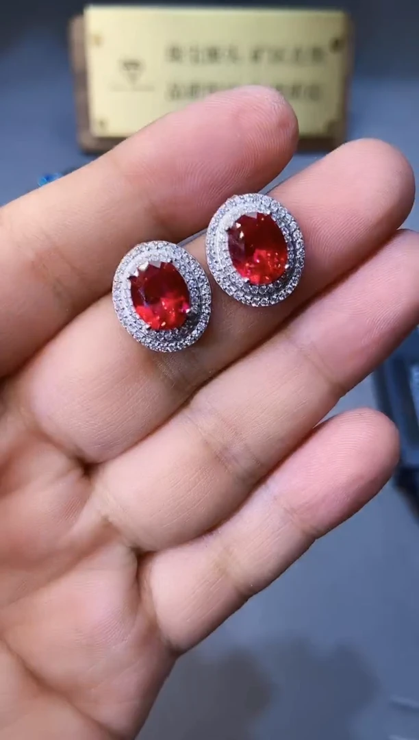 耳饰银S925镶嵌红宝石......