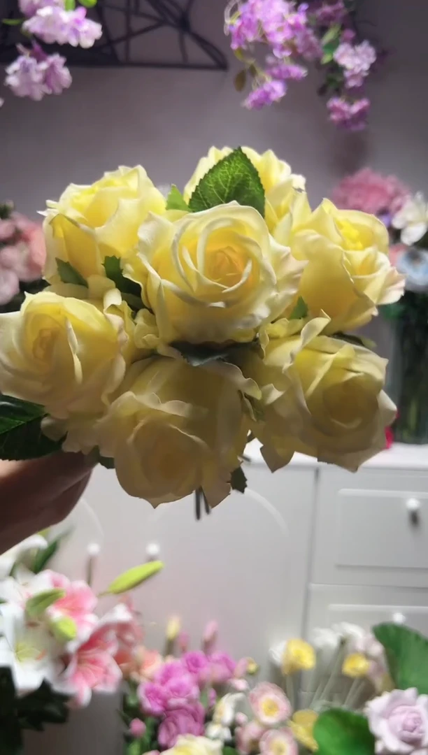 7枝黄色手感保湿爱莎（微瑕不售后）