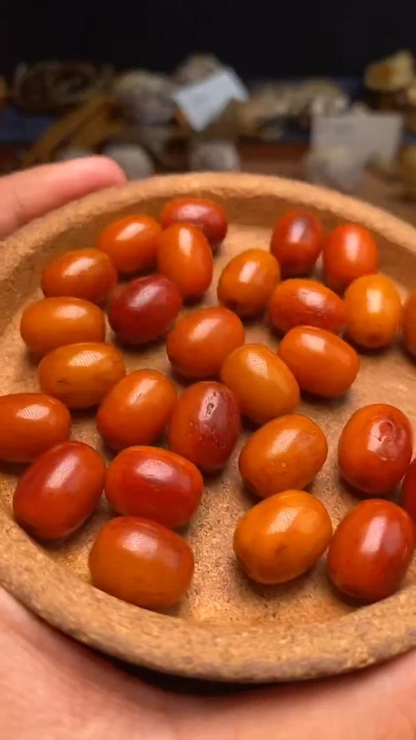 其他牛骨杂件146-老料枣珠2个-有棕裂