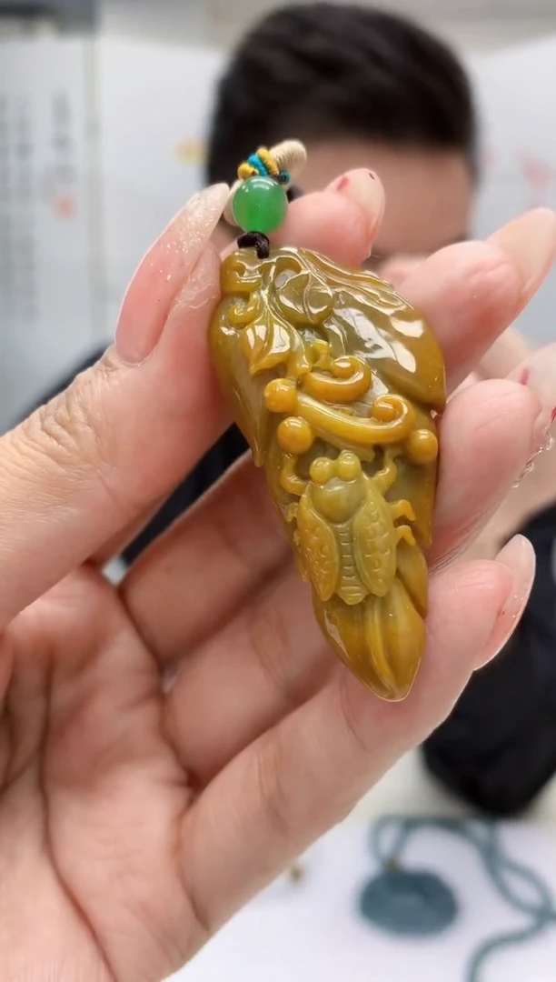 【闪购商品】定制翡翠未镶嵌4990MM-毛货挂件62