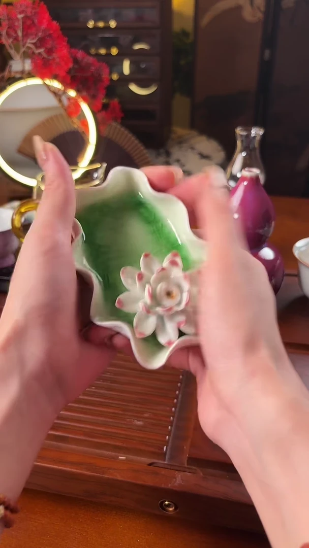 莲花香插　　　　CD339
