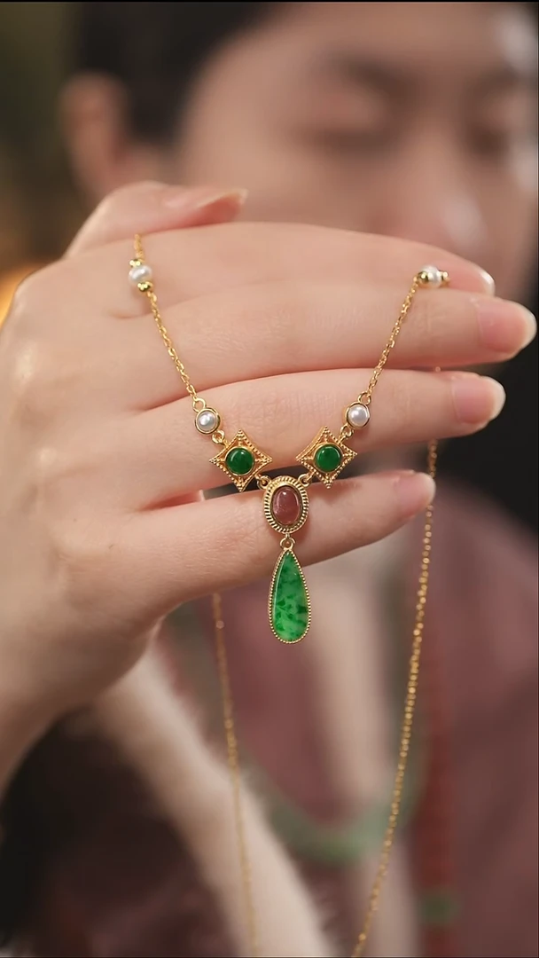 项链未镶嵌翡翠翡翠水滴项链