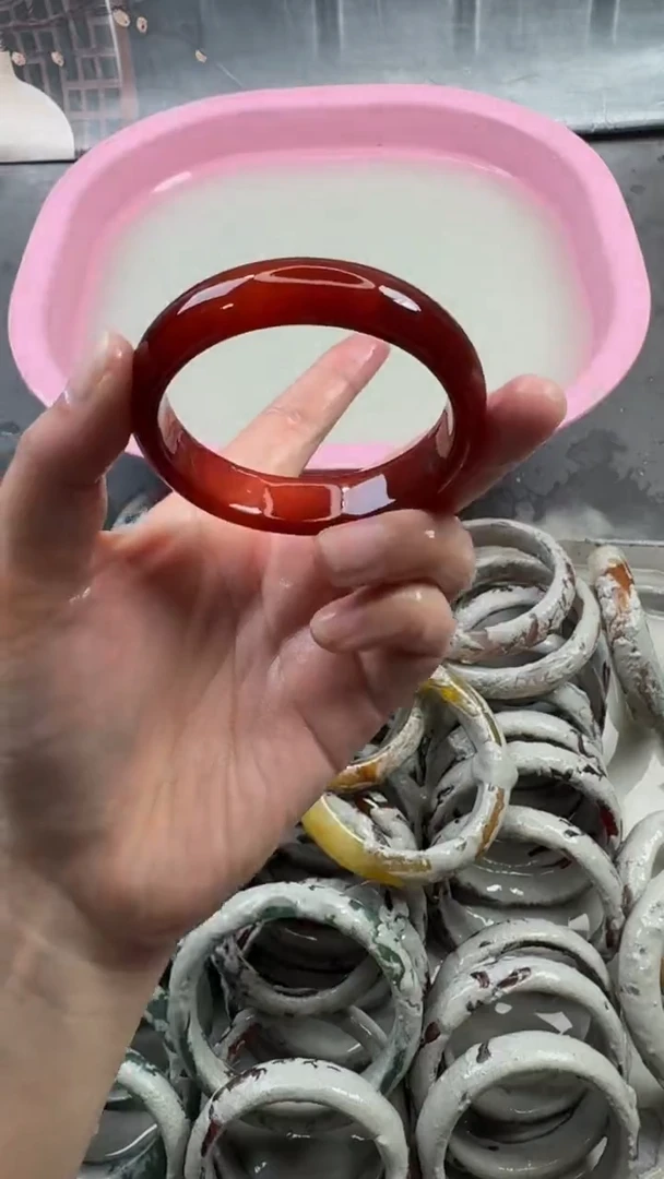 【闪购商品】石英质玉手镯未镶嵌17