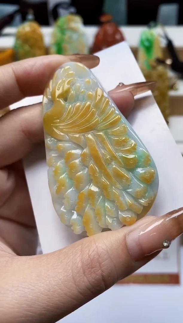 颈饰未镶嵌翡翠1