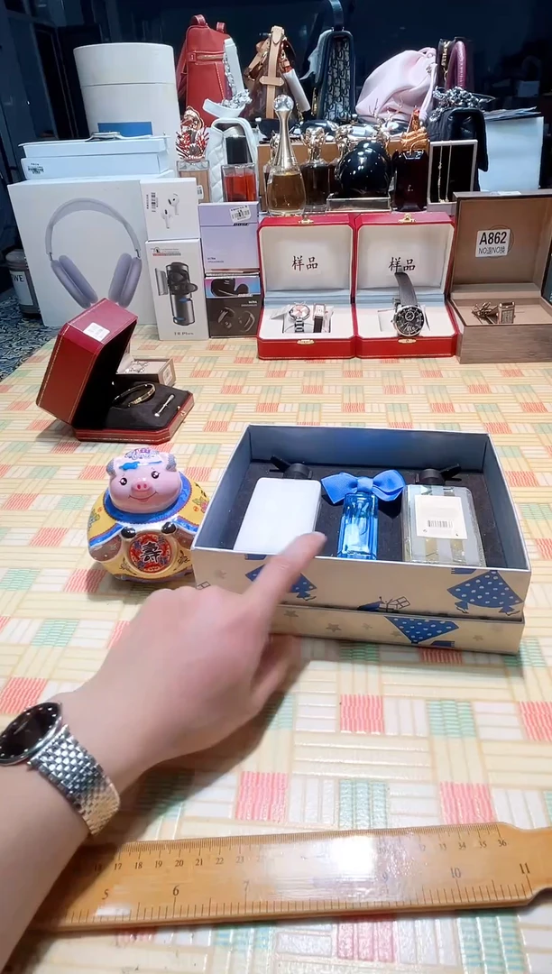 瓷片瓷器 库房到期 全部地板价@@1