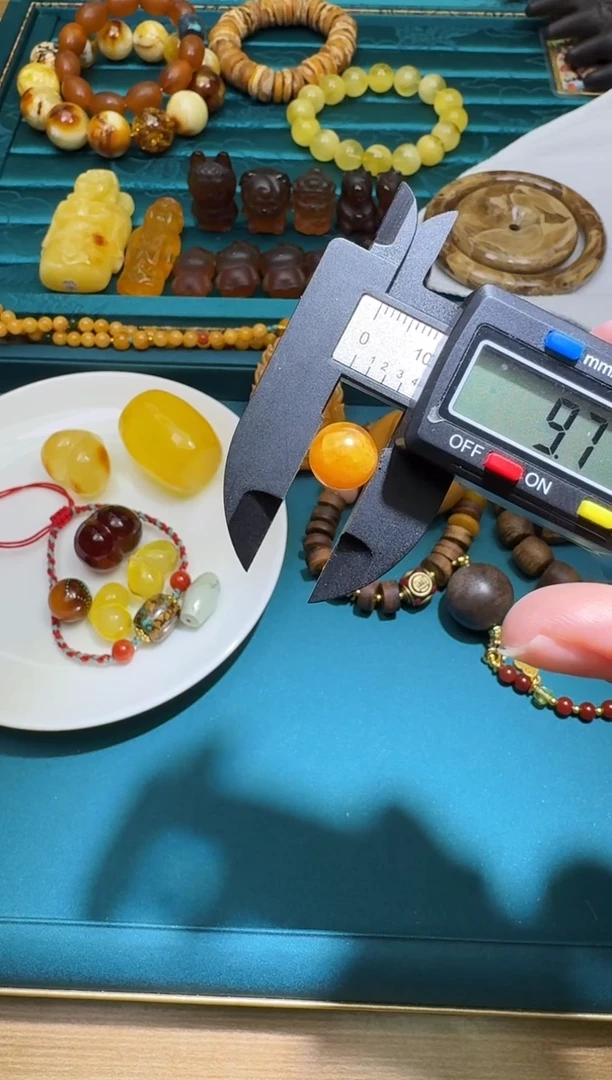 琥珀吊坠(不含链)未镶嵌嘉***?多样性发一件 193