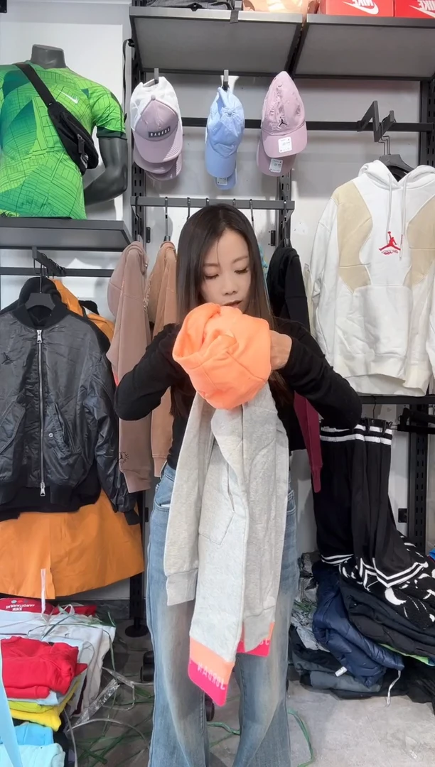 1127编码 瑕疵款直播间过款为准 尺码  身高  120