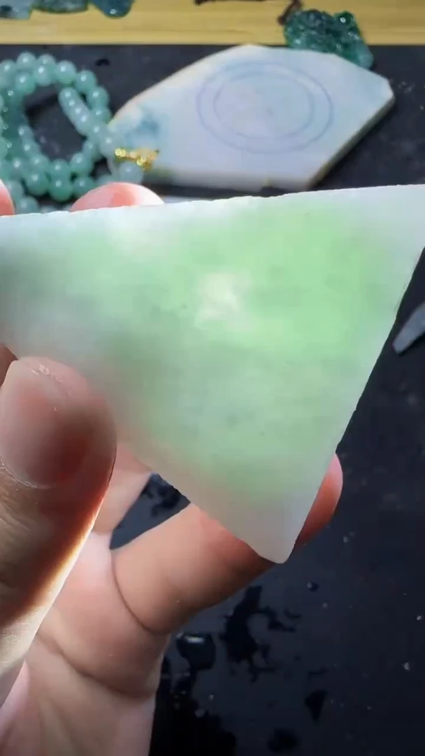 颈饰未镶嵌翡翠372