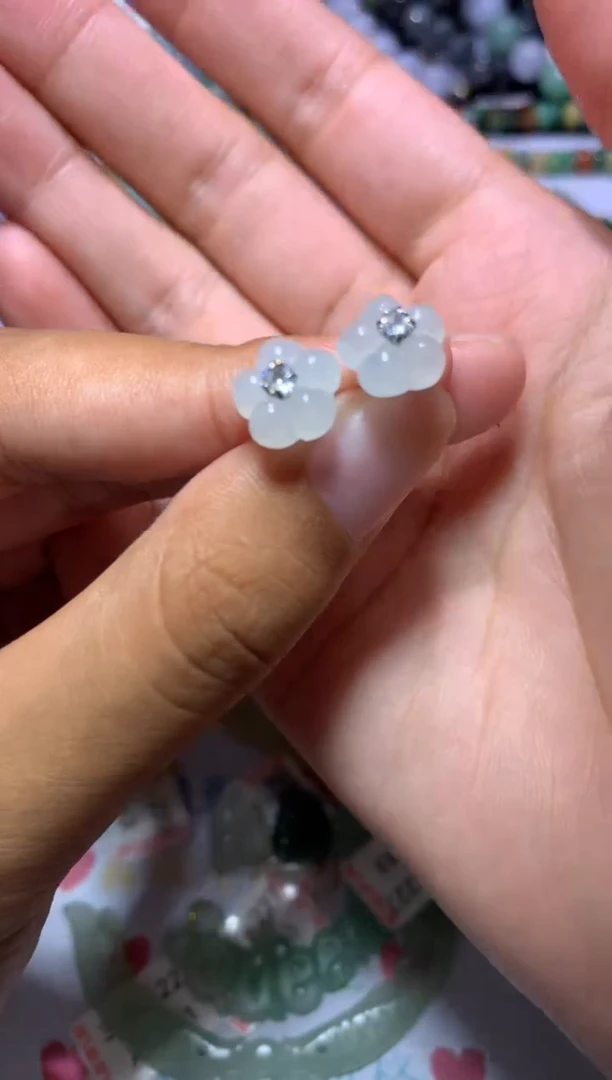 翡翠挂件未镶嵌婷*CXX307432