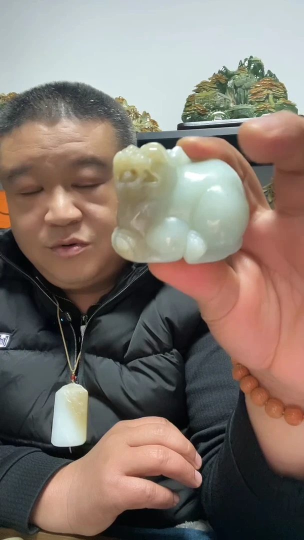 未镶嵌和田玉把件貔貅雕刻把件