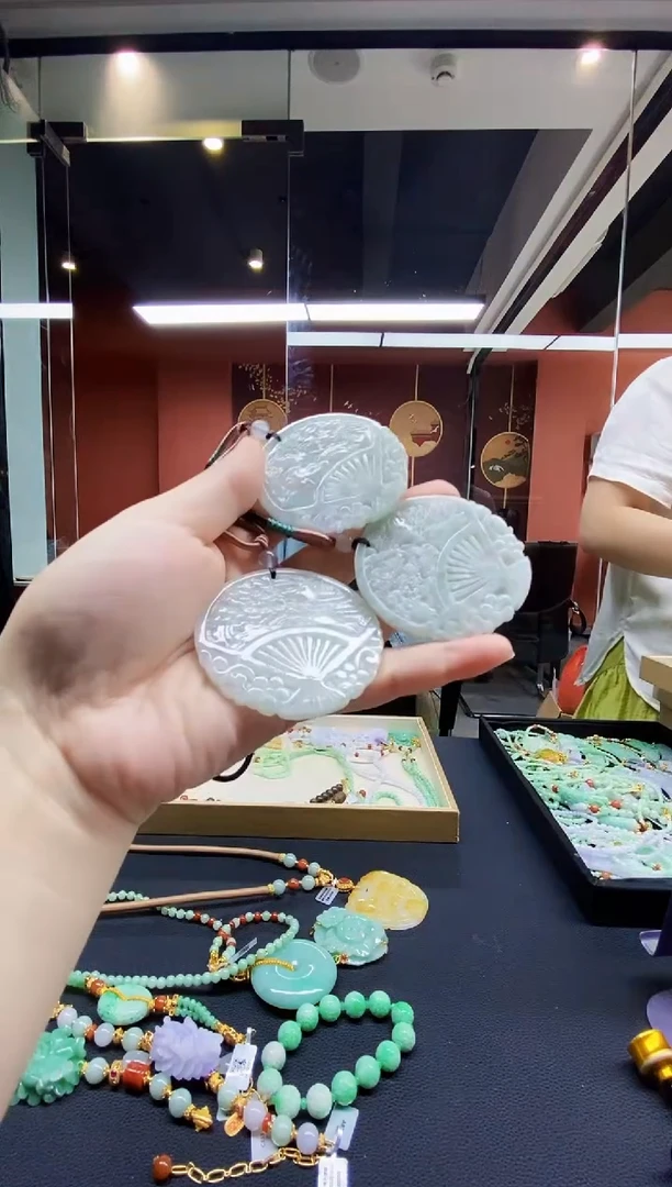 颈饰未镶嵌翡翠翡翠吊坠
