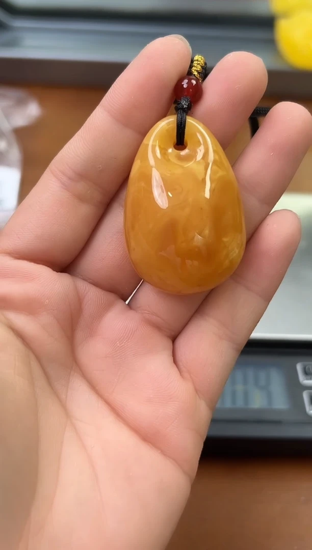未镶嵌蜜蜡裸石琥珀蜜蜡吊坠