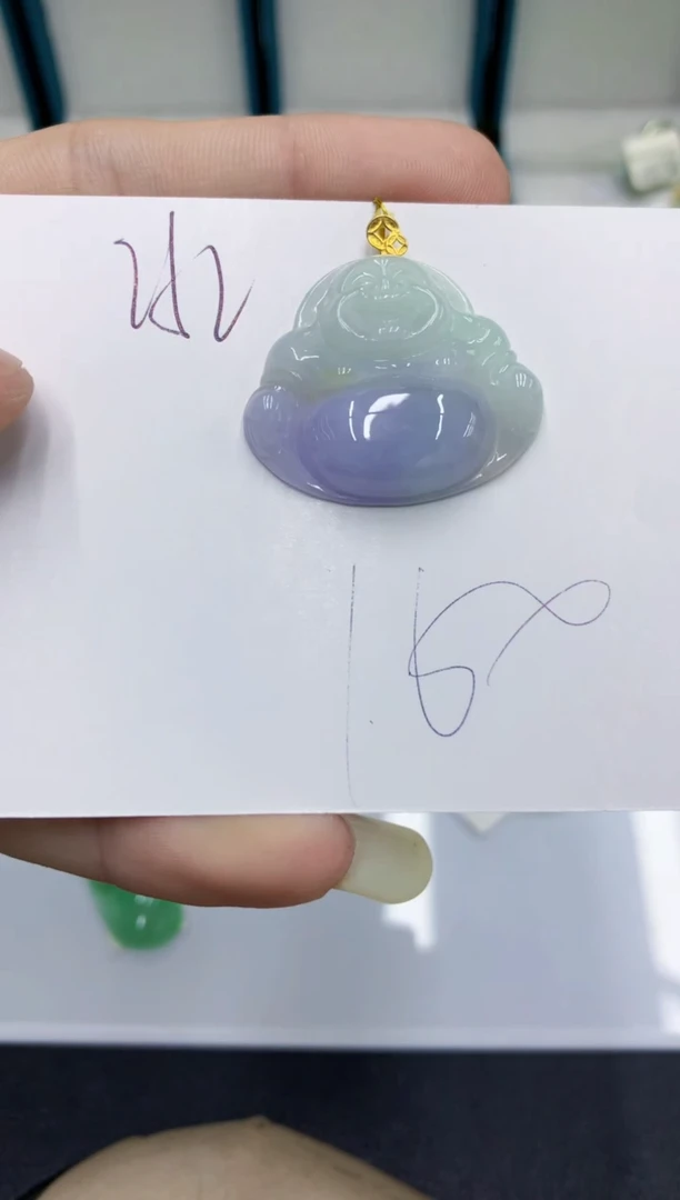 颈饰18K金镶嵌翡翠翡翠