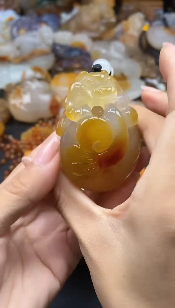 未镶嵌1玛瑙/玉髓蓝*ll