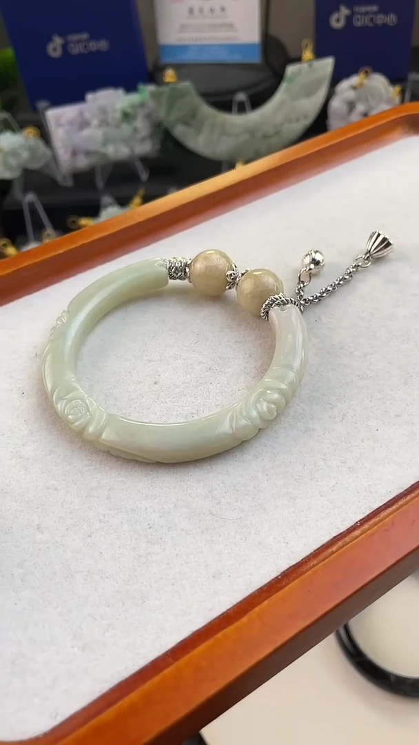 未镶嵌手链翡翠段*儿手工定制默认微瑕主播介绍为准