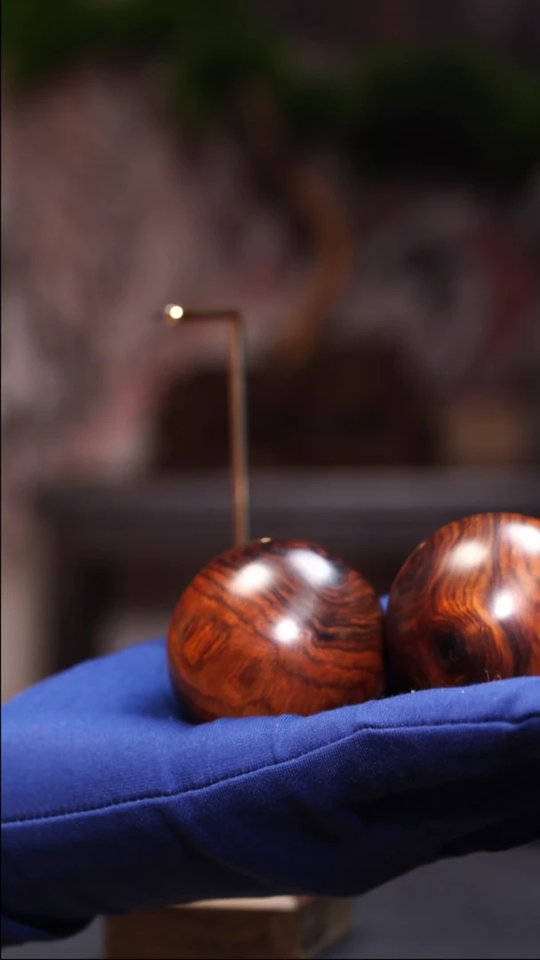 【闪购商品】黄花梨/降香黄檀其他海南黄花梨手球一对