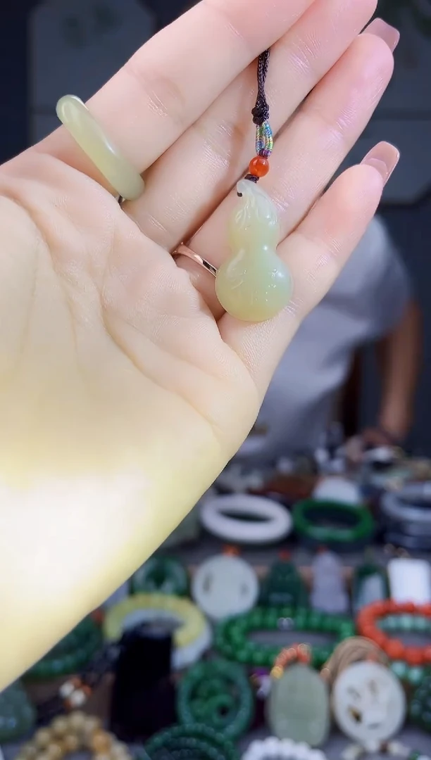 颈饰未镶嵌和田玉多样性发货 拍一单发一个