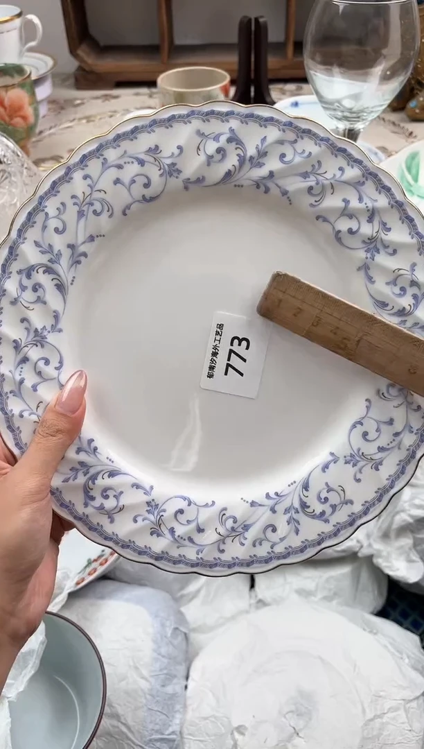 瓷片b***璐H         773