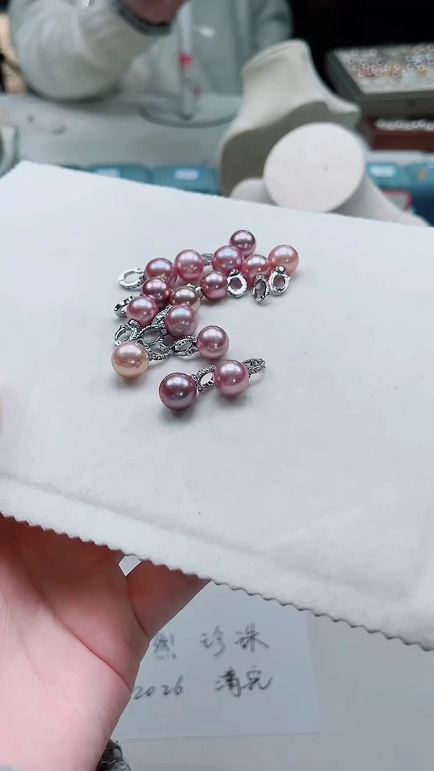 未镶嵌其他淡水珍珠多样性发一紫色吊坠