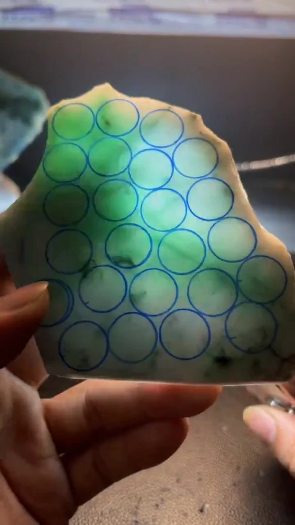 未镶嵌手镯定制翡翠随*翡翠