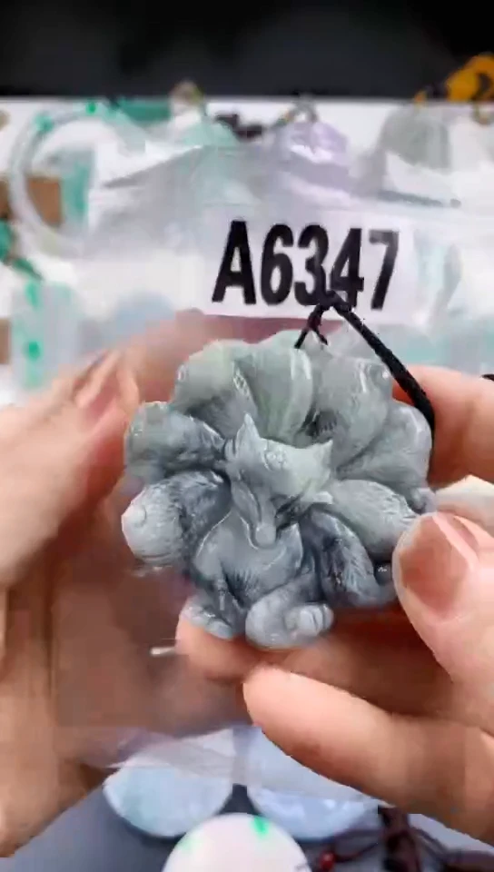 颈饰未镶嵌翡翠天然翡翠吊坠挂件