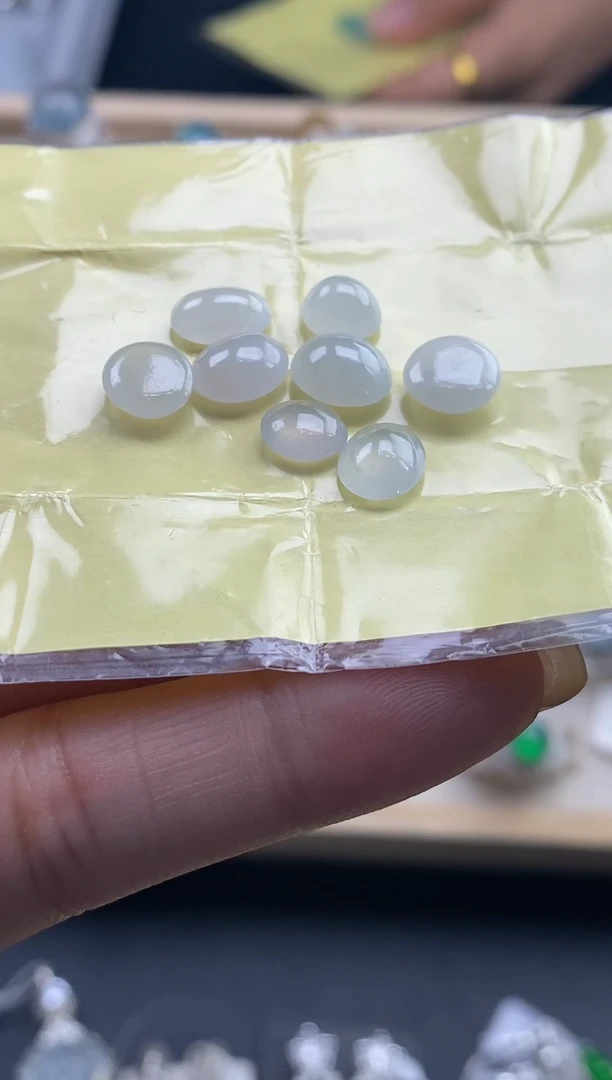 翡翠散珠天然翡翠裸石蛋面49