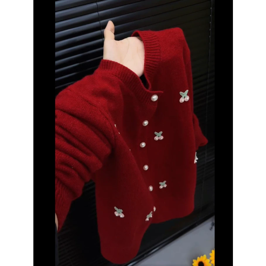 洋气圣诞穿搭减龄立体樱桃针织开衫女秋冬大码温柔风气质优雅毛衣